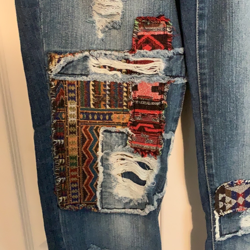 Jeans ๐ - Picture 3 of 4